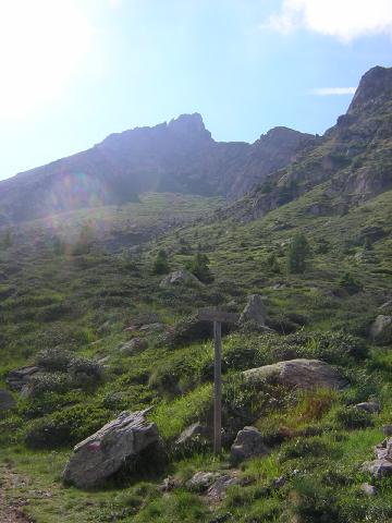 castel delle Aie (sentiero verso la cima)